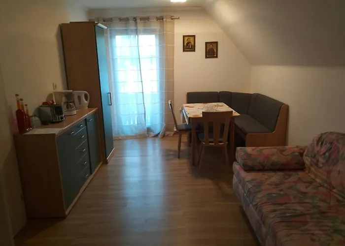 Ferienhaus Georgie Апартаменты *